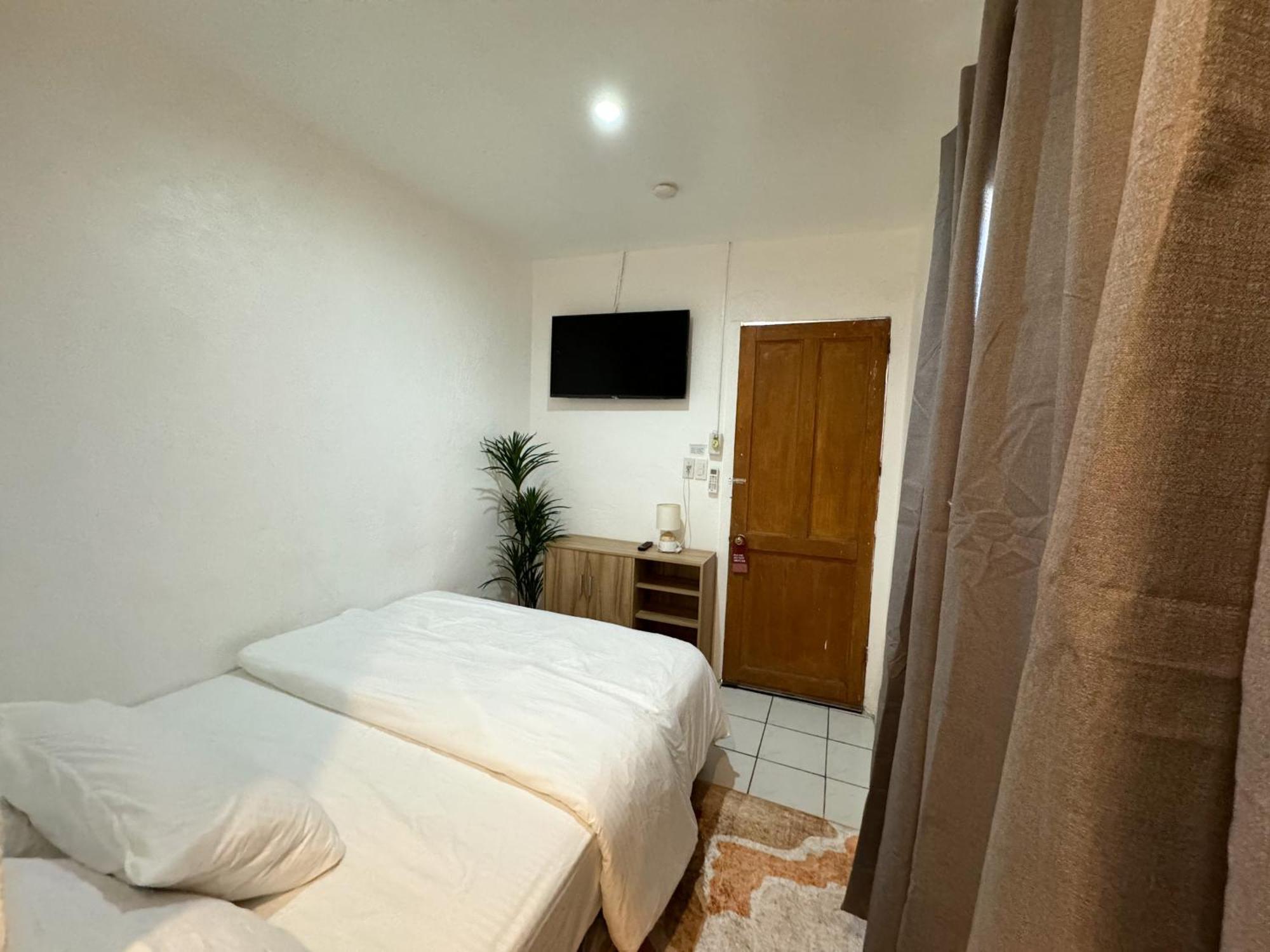 West Coast Beach House Cebu Dış mekan fotoğraf