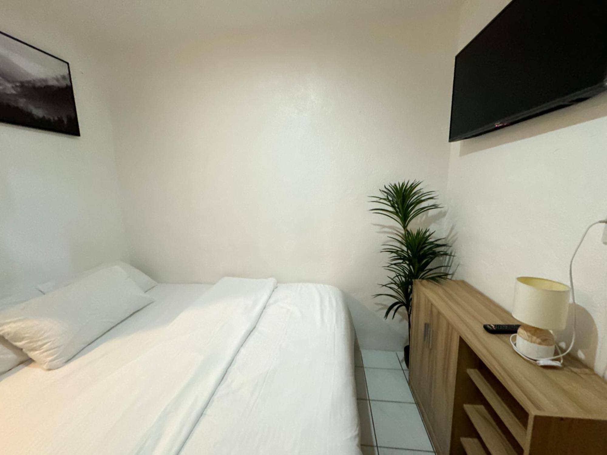 West Coast Beach House Cebu Dış mekan fotoğraf