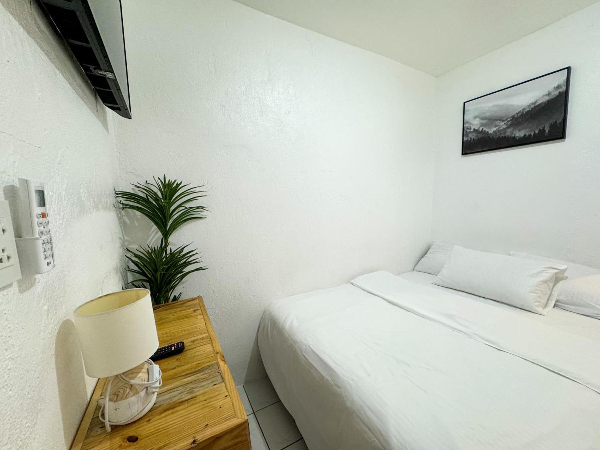 West Coast Beach House Cebu Dış mekan fotoğraf